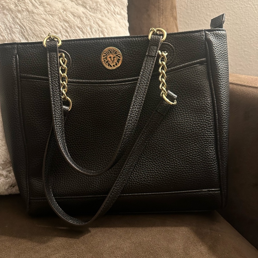 NWOT. Anne Klein Shoulder Handbag - Picture 1 of 15